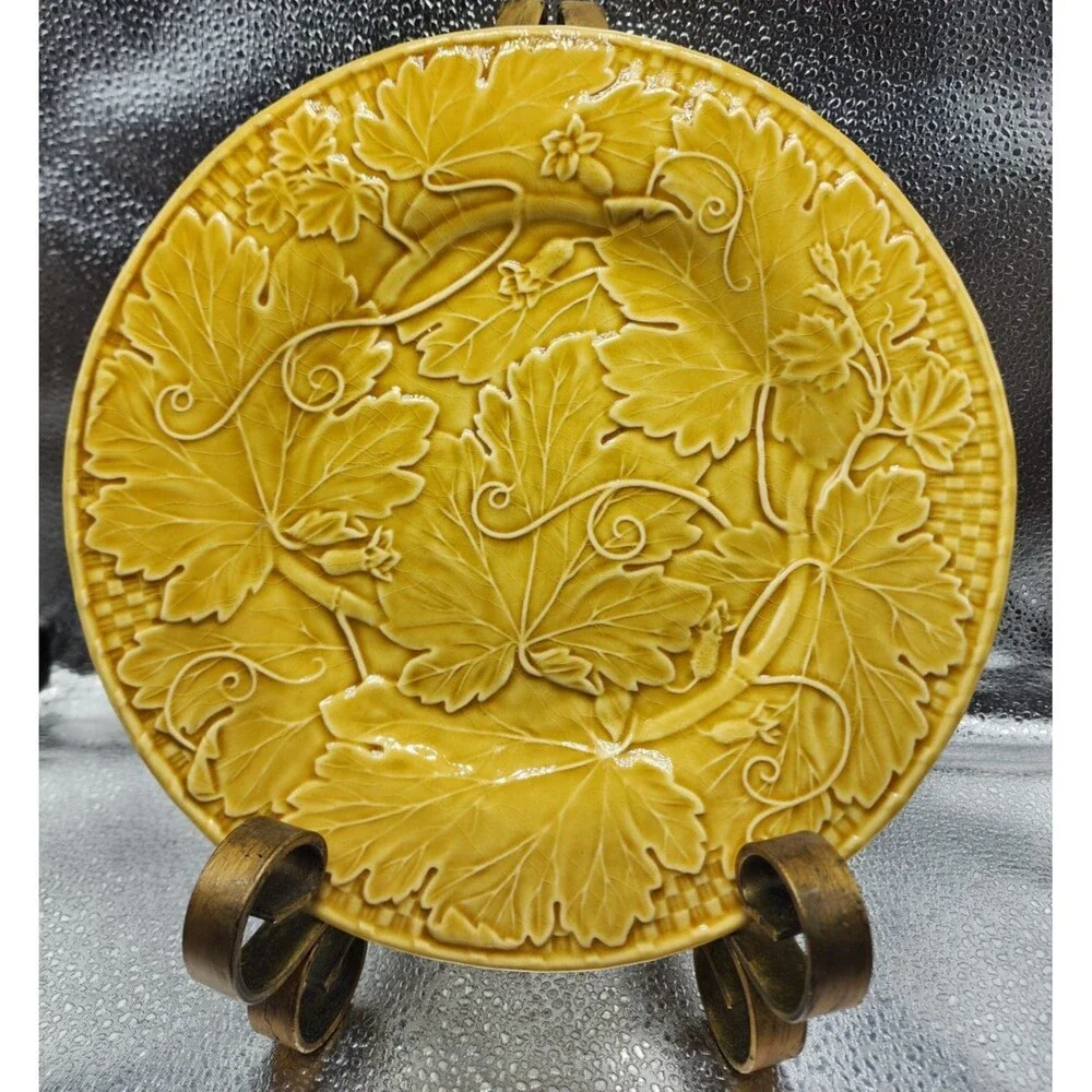 Bordallo Pinheiro Squash Leaf Dinner Plates Autum Orchard Mustard/Yellow(2)READ!